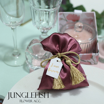 JF Pearlescent wine red candy bag Silk satin gold tassel drawstring Wedding baby birth gift Companion gift