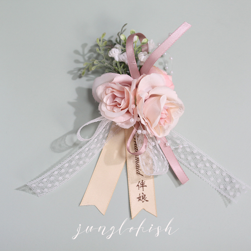 Brooch - BridesmaidForest Department Watercolor powder bride Bridesmaid Wrist flower groom Lapel flower Sternal flower wedding ceremony External shot prop Europe and America
