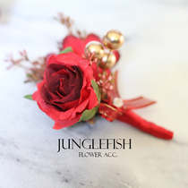 Chinese traditional red chest flower groom parents cardiovert rose rose wedding gift wedding bride wrist flower wedding celebration items