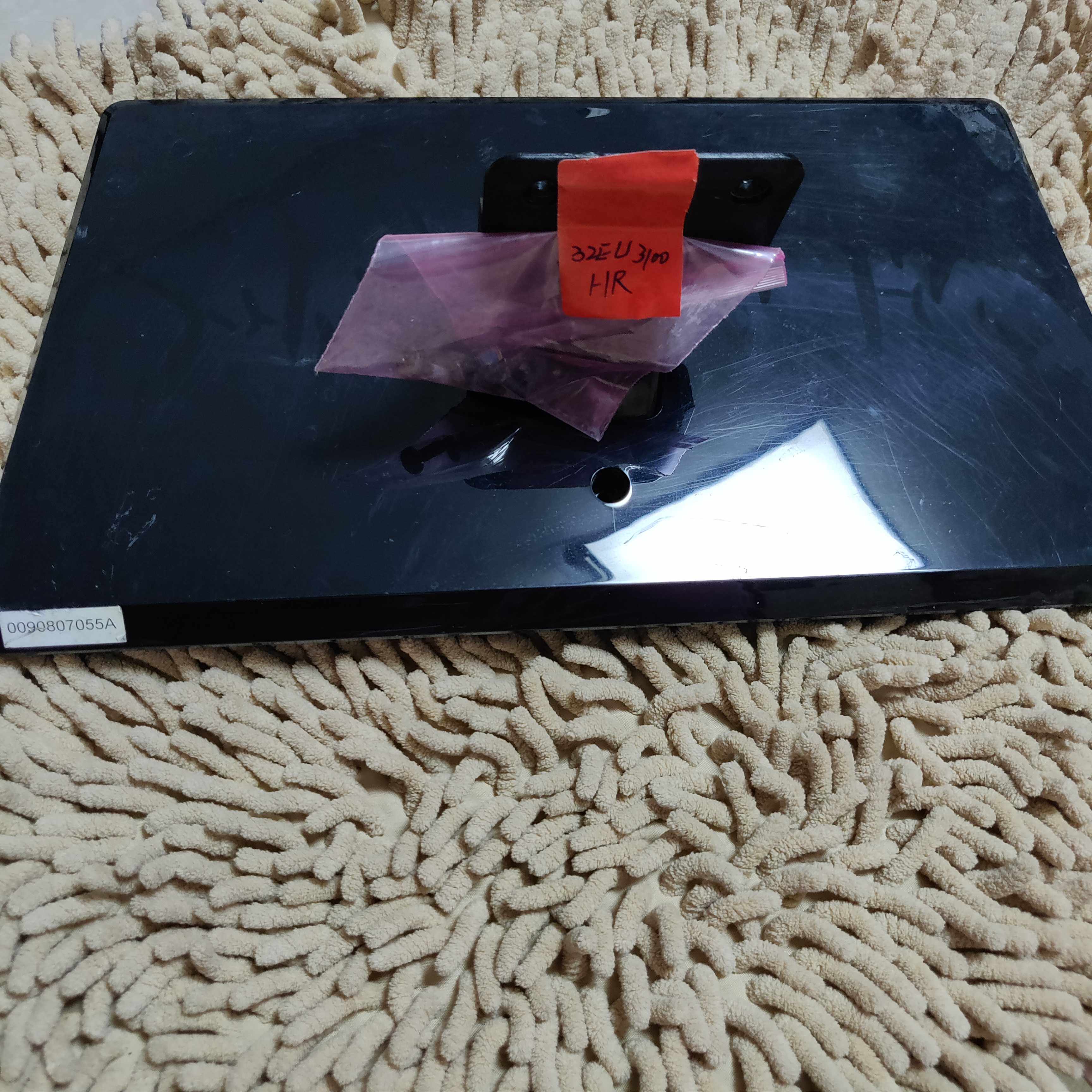 Original disassembly machine non-substitute Haier 32EU3100 32A3 base complete accessories