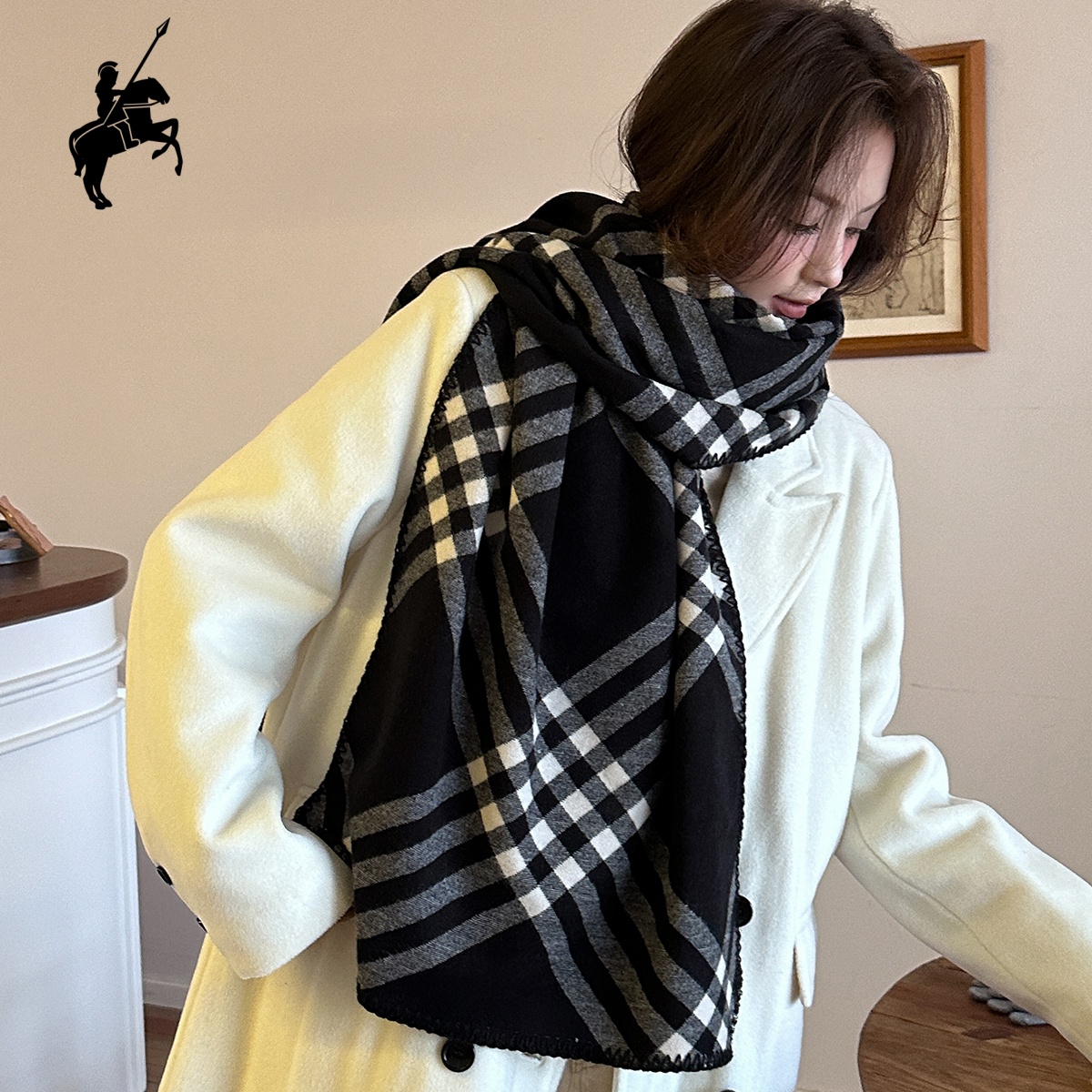 2025冬季新宠：高级羊毛围巾🧣的双重魅力