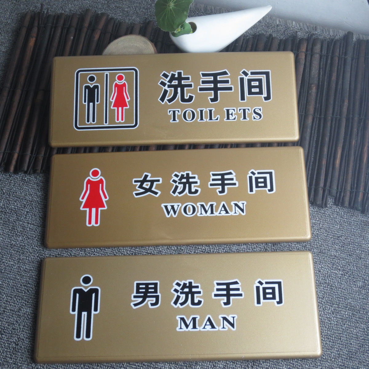 Door Signs Men & Women's Bathroom Signage Makeup Room Signs Toilets Logo Placard Signs Hotel Company