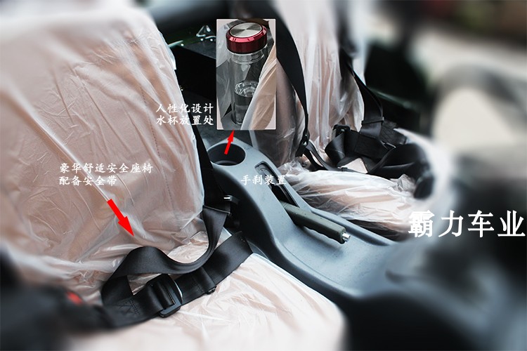 Chiếc Wrangler 300cc mới của xe địa hình Jeep ATV trên mọi địa hình xe mô tô trẻ em