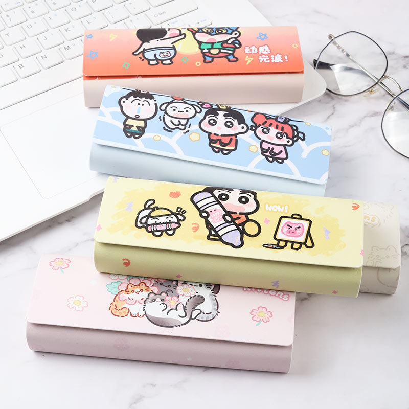 Portable Glasses Case, New Style, for Myopic Students, Children, Boys and Girls, Cute and Adorable Sunglasses Case, Pressure-Resistant