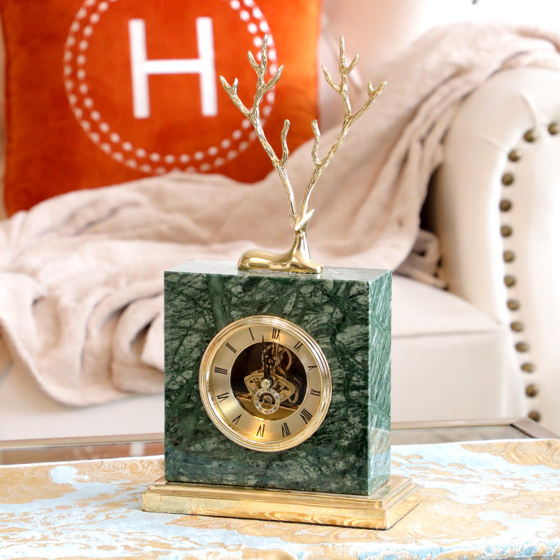 European-style table clock ornament study room home clock American luxury vintage bedroom bedside table clock