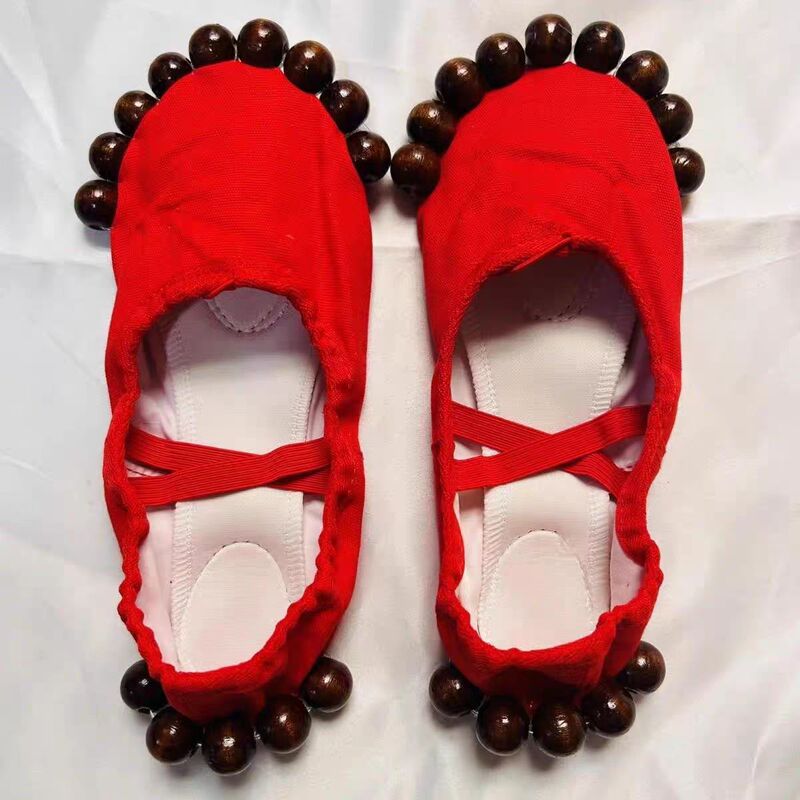 Children's Dance Shoes, Soft-Soled Cat Claw Shoes, Ballet Shoes, Practice Shoes, Xianghege Handmade Beaded Han and Tang Dynasty Bead Shoes Children's Dance Shoes, Soft-Soled Cat Claw Shoes, Ballet Shoes, Practice Shoes, Xianghege Handmade Beaded Han and Tang Dynasty Bead Shoes