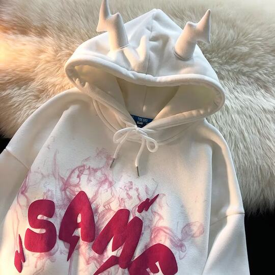 Sweat-shirts diable masculins et féminins de dessin animé d'automne et d'hiver avec des cornes