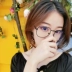 Kính râm kiểu Hồng Kông có kính đồng bằng khung nữ xu hướng retro nam màu đỏ với kính nghệ thuật quang học cận thị