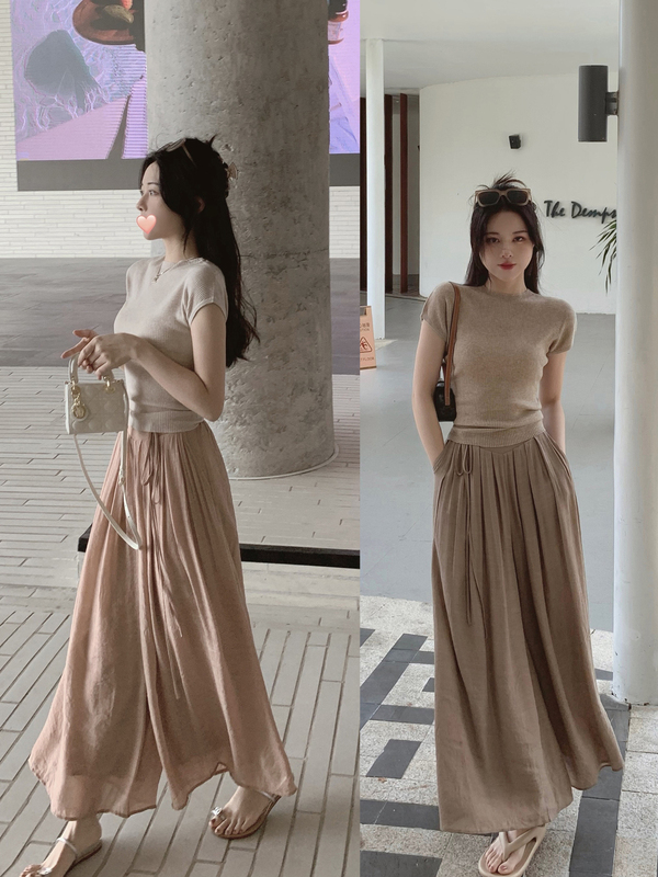 Summer New Knitwear Short-Sleeved T-Shirt, Short Slim-Fitting Top Paired with Cotton and Linen Wide-Leg Pants and Skirt Two-Piece Set Summer New Knitwear Short-Sleeved T-Shirt, Short Slim-Fitting Top Paired with Cotton and Linen Wide-Leg Pants and Skirt Two-Piece Set
