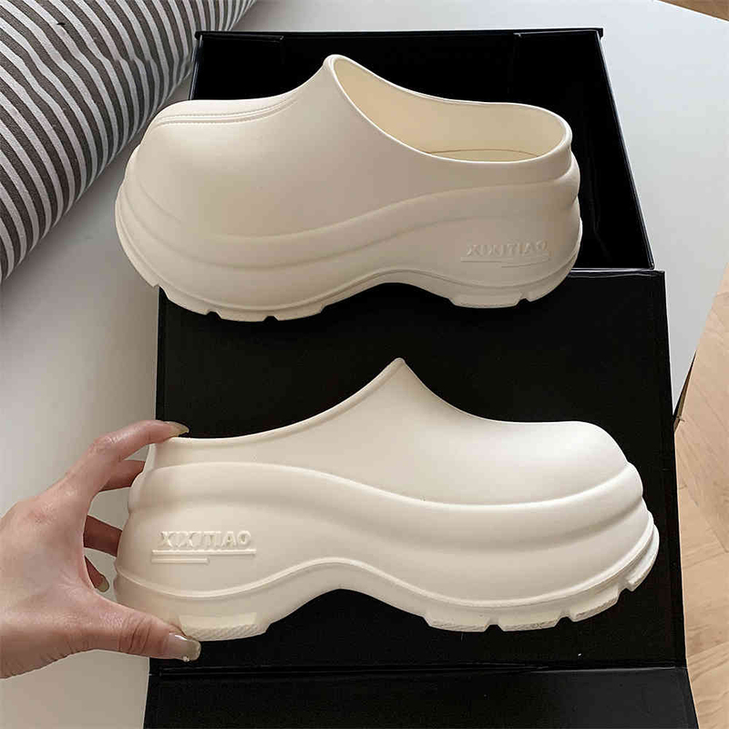 Luxury Footwear |   Yang Mi Style 2025 Thick-Soled Height-Increasing Closed-Toe Mules soft sole High-End