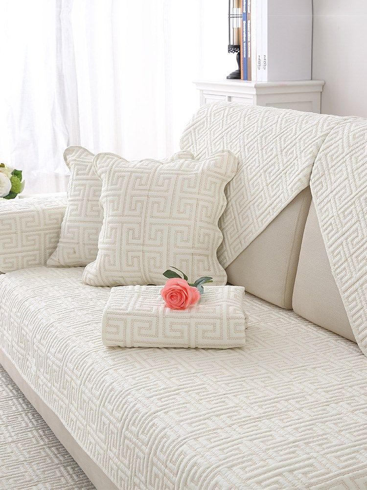 Cotton sofa cushion four seasons universal fabric non-slip Nordic simple modern light luxury wind leather sofa cover cushion