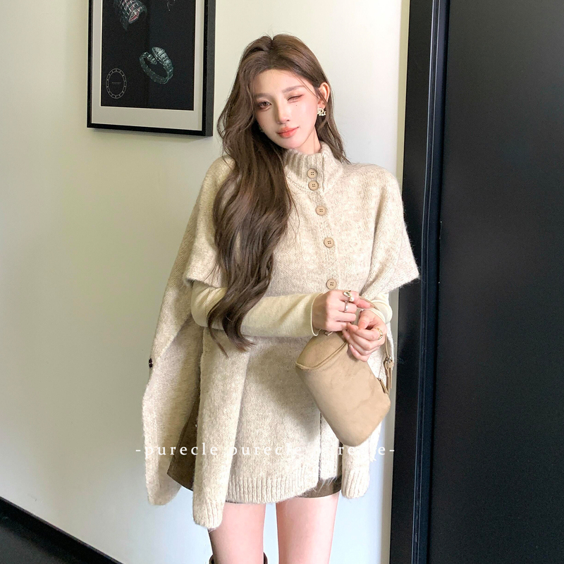 Retro Sweater Cardigan for Women, Elegant High-Neck Buttoned Cape Shawl, Half-Sleeve Knitwear, Loose and Versatile Top Retro Sweater Cardigan for Women, Elegant High-Neck Buttoned Cape Shawl, Half-Sleeve Knitwear, Loose and Versatile Top