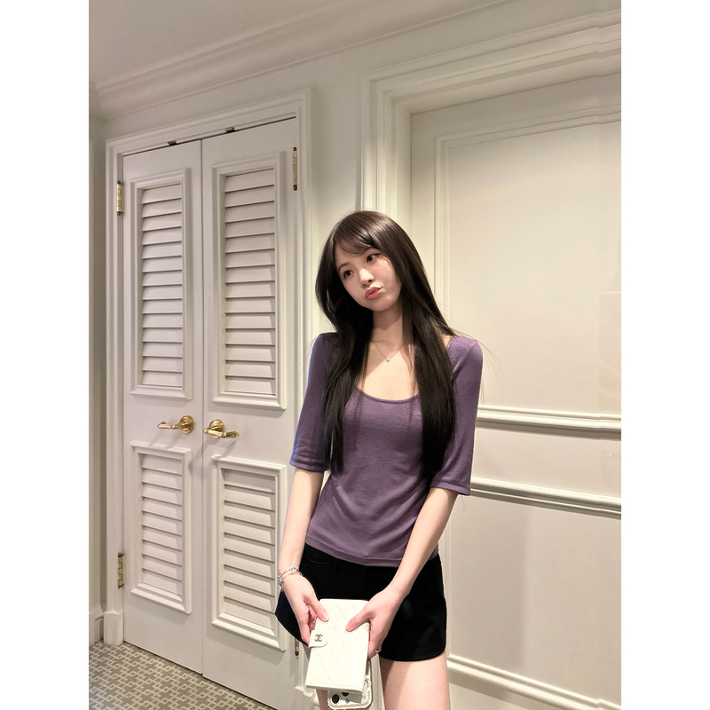 Yuyureal Extremely Comfortable Tencel Wool/Acetic Acid Large U-Neck Mid-Sleeve T-Shirt for Women, Korean Style, Elegant, Slim-Fit Short-Sleeve