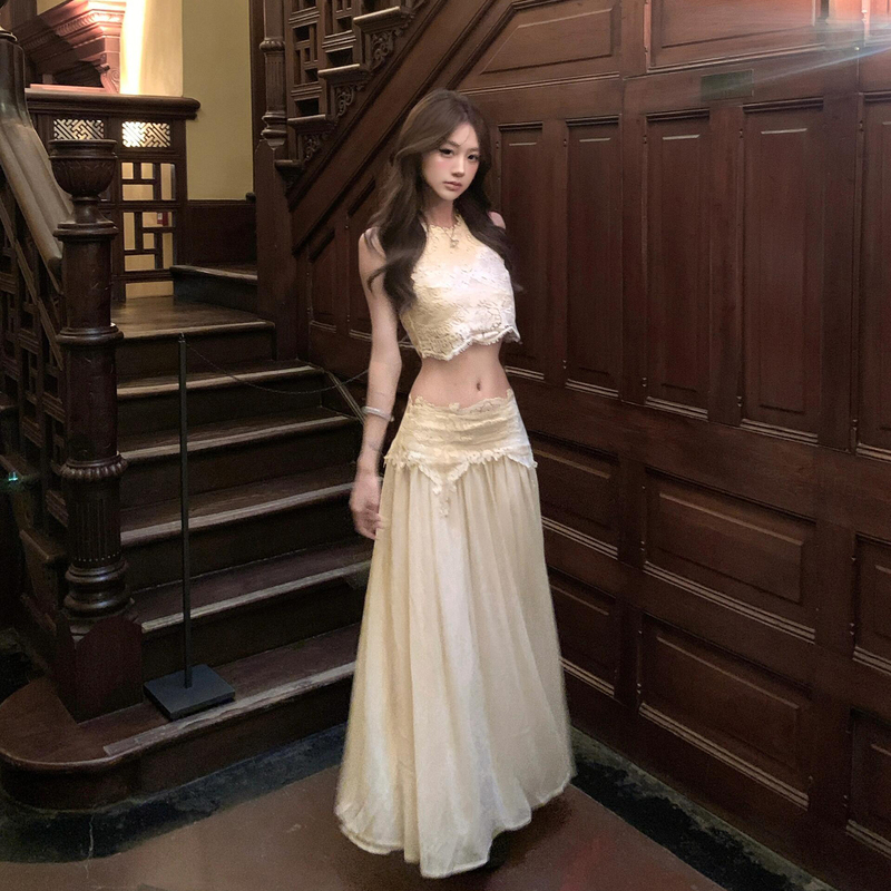 French-Style Gardenia Top + Long Skirt Set for Women, Summer, Stunning, Exquisite, High-End Lace, Sweet and Spicy Girl, Long Skirt