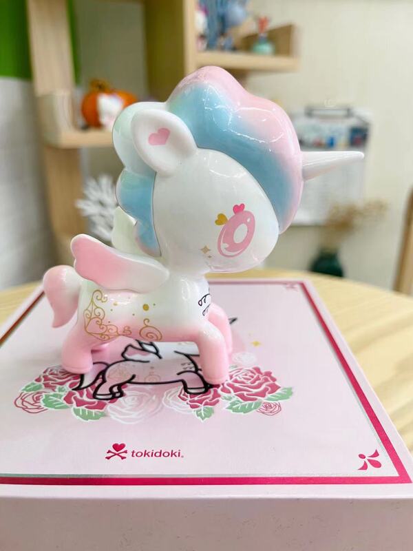 Tokidoki Unicorn Girl Valentine's Day Peach Blossom 5inch Transparent Figure Gold Medal Chinese Valentine's Day