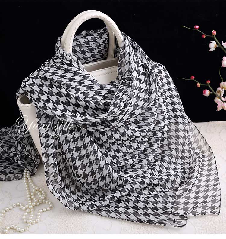 Echarpe pour Femme en De la soie - Ref 3159825 Image 11