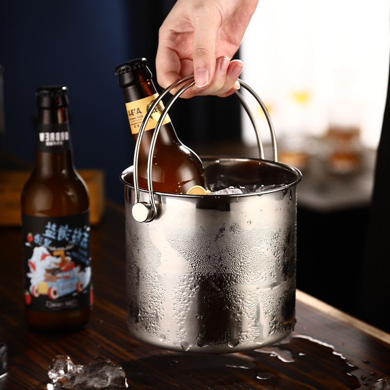 Stainless Steel Thickened Handle Ice Bucket Hotel Bar Utensil Champagne Barrel Ice Grain Bucket Double with Ice Compartment Ice Holder