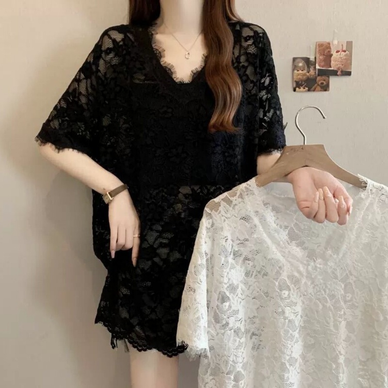 150kg High-End Hollow-Out See-Through Lace Shirt, Korean Style, Versatile, Elegant, Lace V-Neck Short-Sleeve Plus-Size T-Shirt for Women