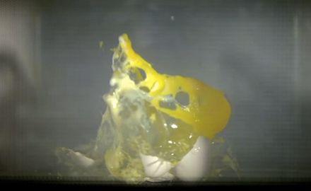 微波炉的各种作死用法,千万不要尝试!