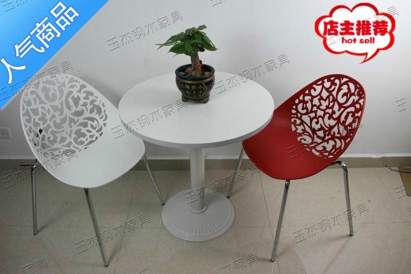 Hot cafe table and chair Dining table White small round table Milk tea shop square table One table two chairs Milk tea shop leisure table and chair