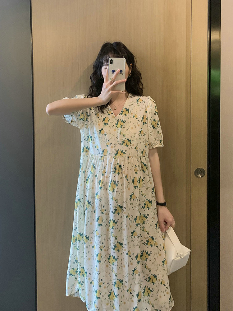 Pregnant Woman Gentle Foreign Dress Style Summer Dress 2021 South Korea Fresh Temperament V Collar Crushed Flowers Snowspun Over Knee Long Skirt