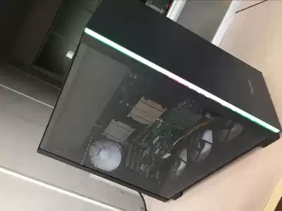 Computer chassis Desktop computer full-side transparent ATX tower back line light bar water-cooled main shell dual-channel large motherboard