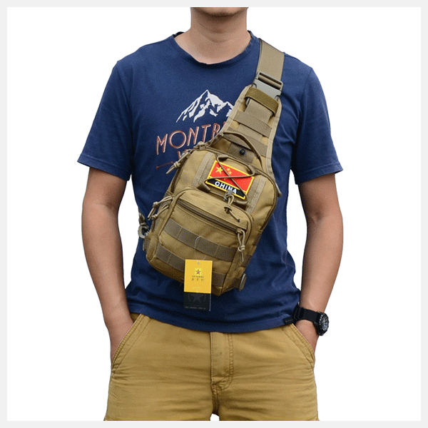 New crossbody vai túi ngoài trời đa chức năng cưỡi ngụy trang ba lô quân đội fan tactical túi ngực totetalk