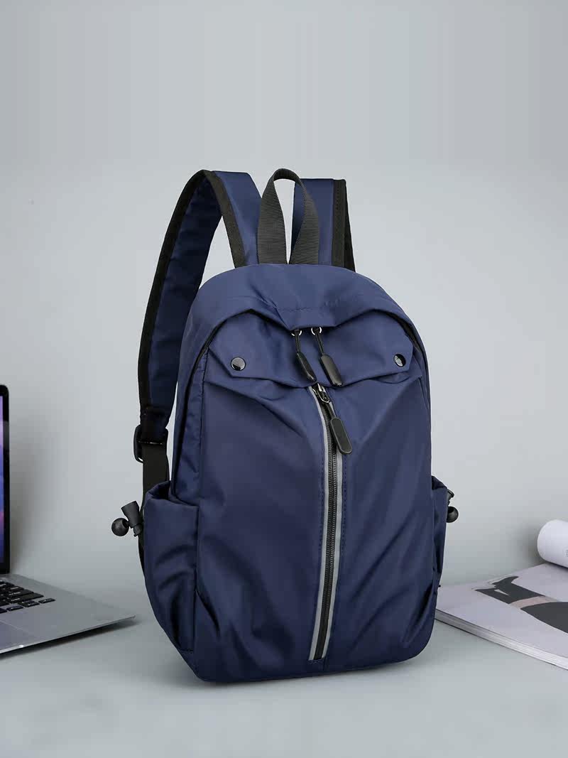 2022 new small style backpack men's and women's trendy lightweight nylon schoolbag casual short-distance travel small backpack