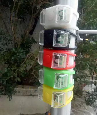 Bicycle flashing light Frog light Night riding light Warning light Mountain bike taillight Silicone children's bicycle light decorative card