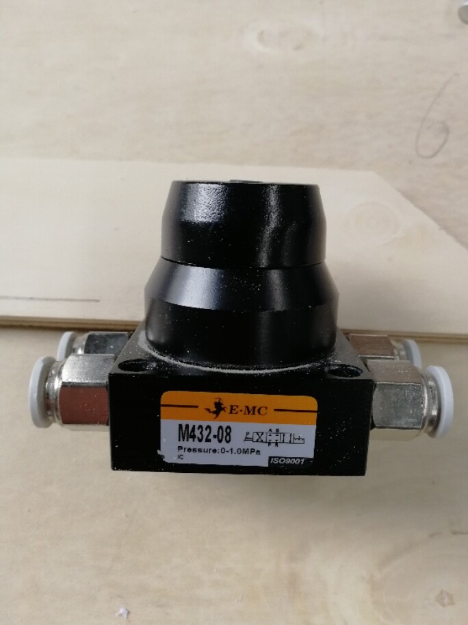 E MC Manual Valve M432-08 Hand-turn Valve