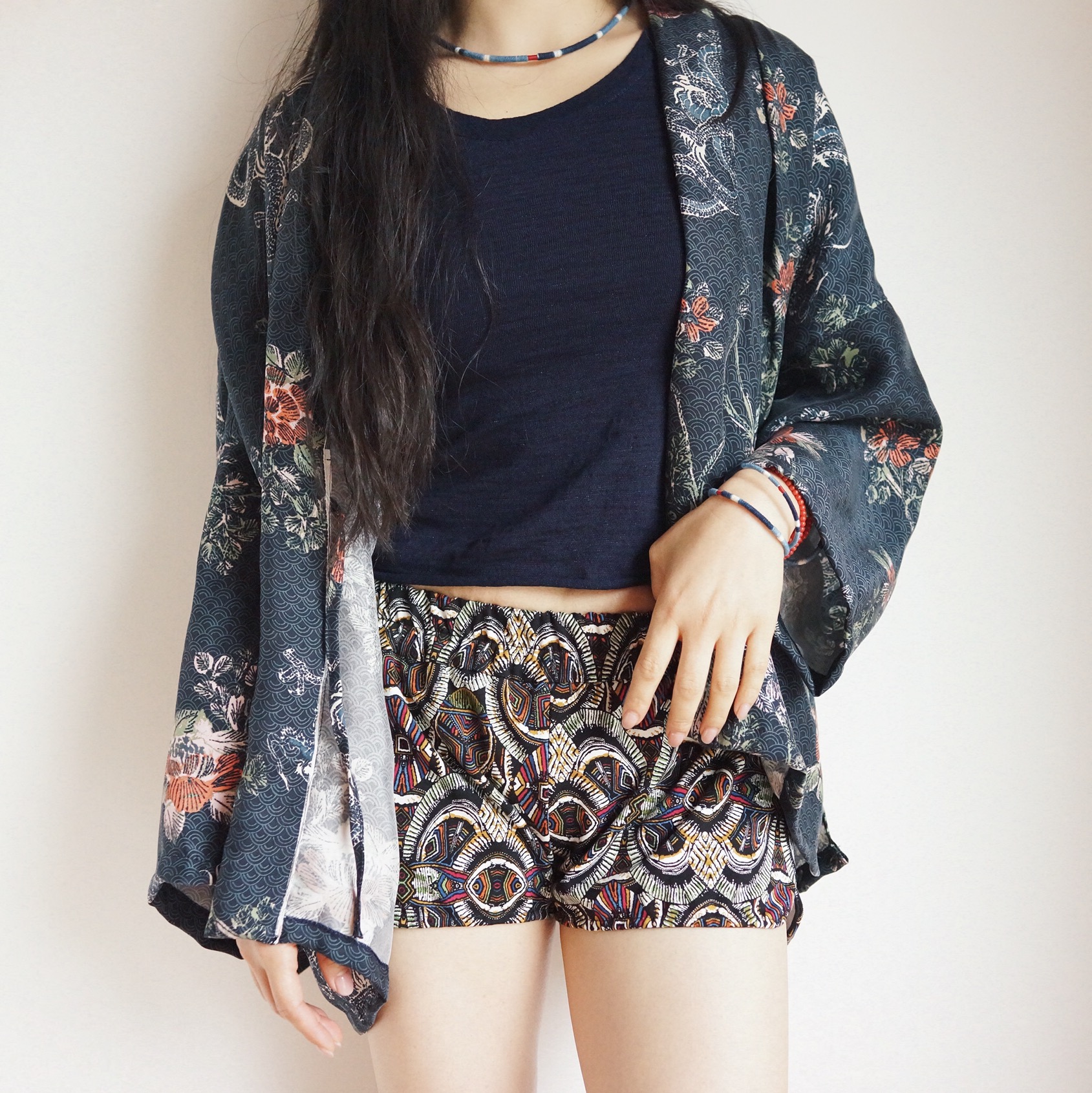 (Shizhou) Italian imported dragon pattern flower water ripple summer comfortable sunscreen Noliang casual jacket