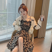 2021 new summer gentle wind sweet French black small daisy floral suspender dress female early spring chic