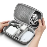 Apple, ноутбук, блок питания, система хранения, USB-флеш-накопитель, портативные универсальные наушники, зарядный кабель, цифровая сумка-органайзер для путешествий, macbook