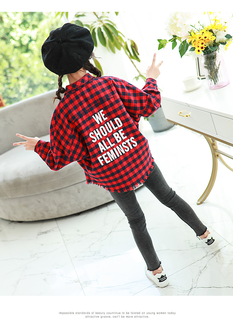 Áo khoác bé gái 2019 mới xuân hè quần áo trong bé trai kẻ sọc ngắn sơ mi kẻ sọc trẻ em Hàn Quốc giản dị áo sơ mi thô cho bé trai