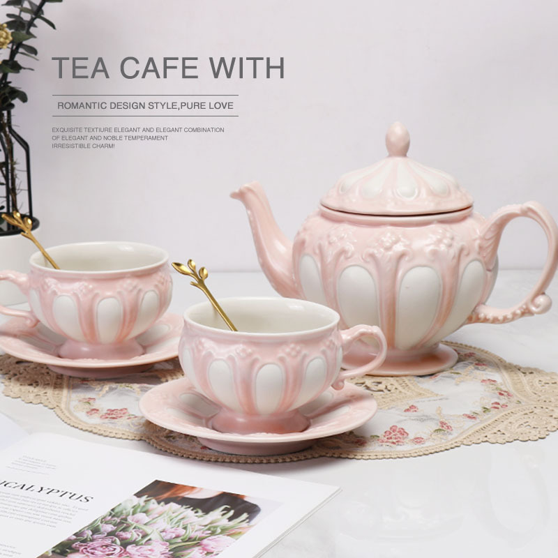 European Retro Palace Relief Ceramic Coffee Cup and Saucer Set, English Afternoon Tea Tea Set Gift Box