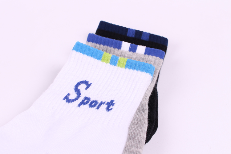 Mùa thu và mùa đông vớ nam cotton mùa thu ống thể thao vớ i màu trắng tinh khiết giản dị dài ống quà tặng khử mùi wz vớ ngắn