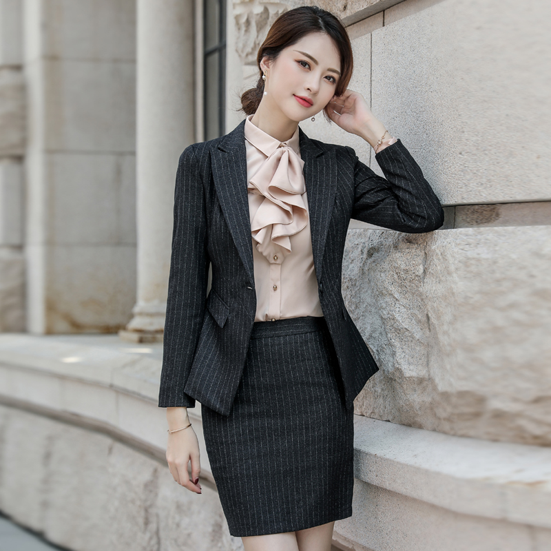 Tailleur femme - Ref 3245001 Image 4