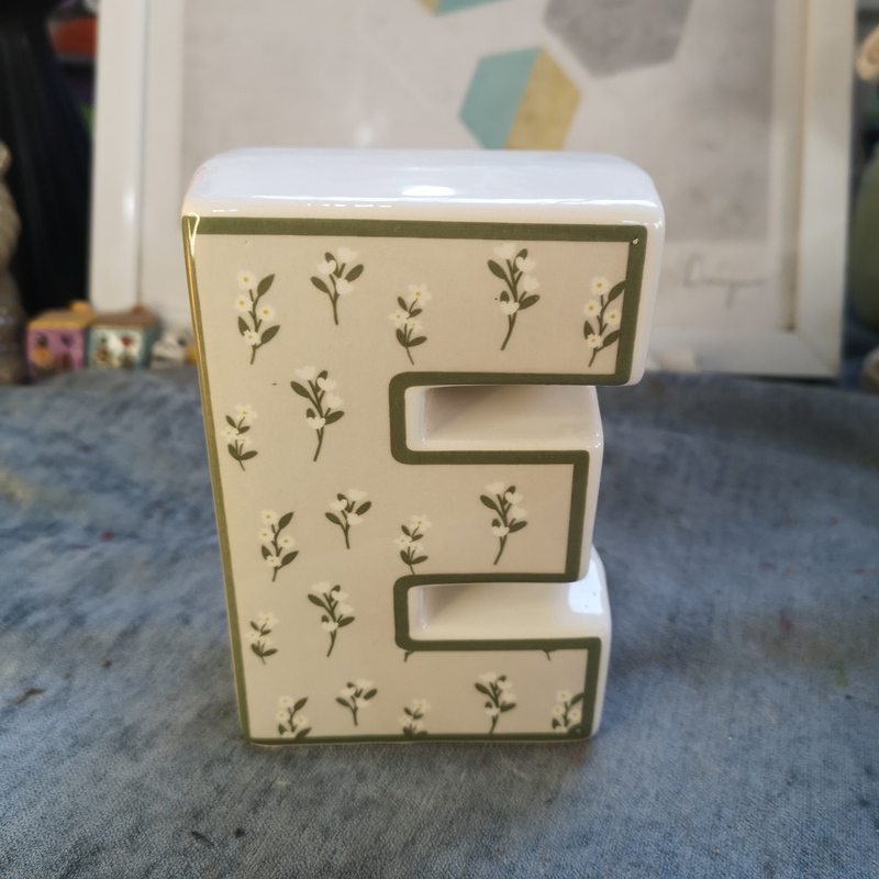 Ink Porcelain, Ceramic Crafts, Ceramic Blue Flower Letter E Ornament