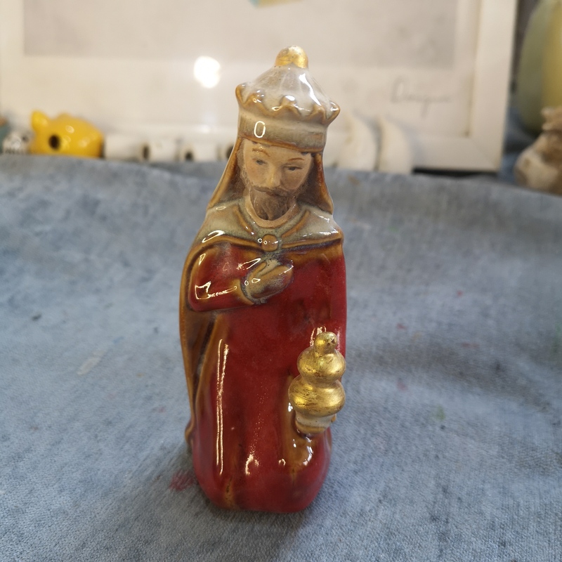 Ink Porcelain, Ceramic Crafts, Ceramic Christmas Figurines, Christmas Decorations
