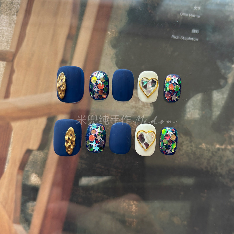 Prussian Blue Matte Short Press-On Nails, High-End Cool-Toned Blue Glitter Handmade Uv Gel Fake Nails