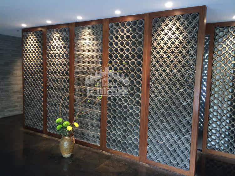 仿古瓦造型 <wbr>仿古瓦隔断 <wbr>瓦片叠加效果 <wbr>青瓦隔断 <wbr>青瓦镂空墙案例