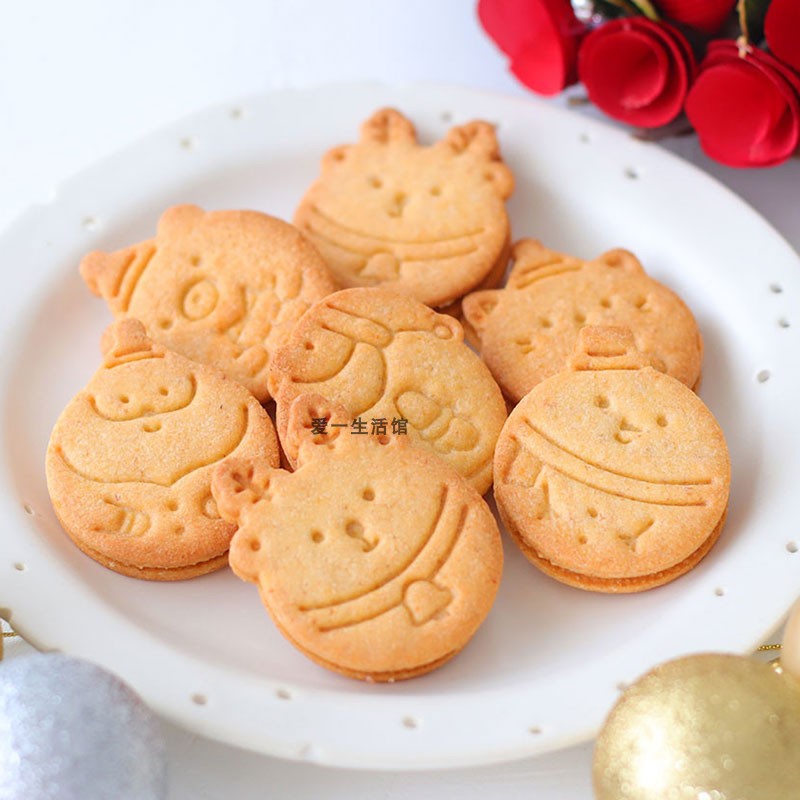 TITAIBEAR Christmas Cookie Mold Kit Cute Fat Round Shape 3D Biscuit Mold Children Snack Mold