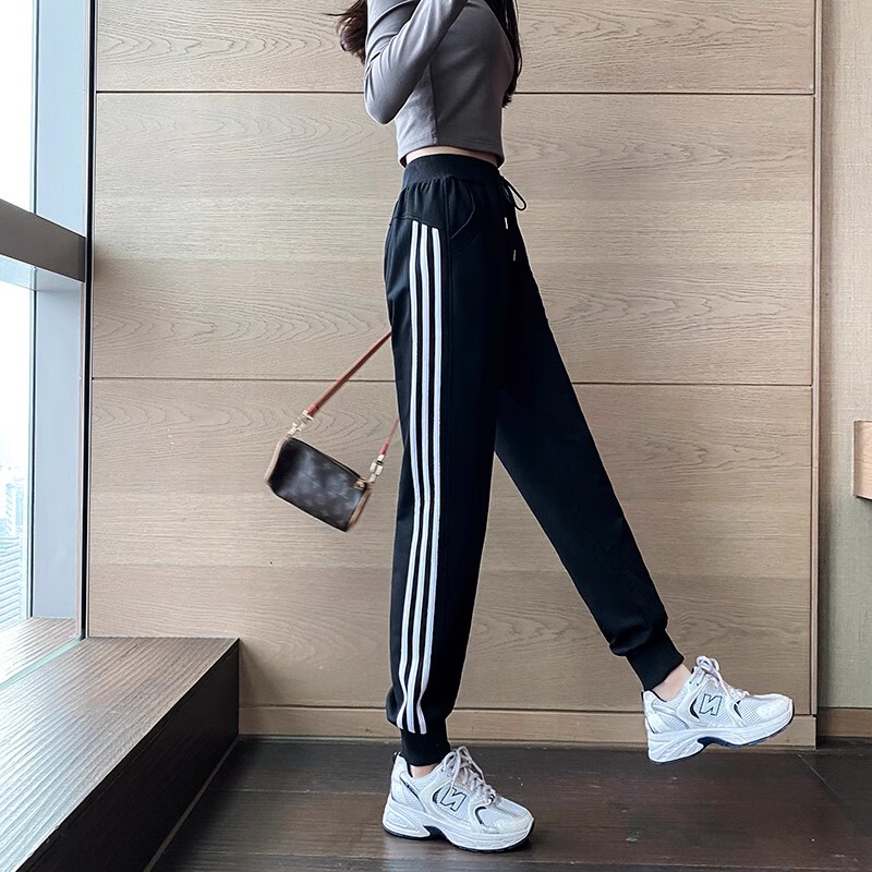 Women's Athletic Pants for Spring and Autumn with Three Stripes, Suitable for Middle and High School Students, Casual Sweatpants, School Pants, Pure Cotton, Winter Jogger Pants, Long Pants Women's Athletic Pants for Spring and Autumn with Three Stripes, Suitable for Middle and High School Students, Casual Sweatpants, School Pants, Pure Cotton, Winter Jogger Pants, Long Pants