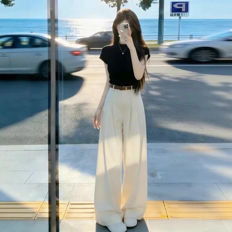 Super Stylish Korean-Style Outfit, a Complete Casual Set for Women, Summer Short-Sleeved T-Shirt, Wide-Leg Pants, Sportswear Two-Piece Set