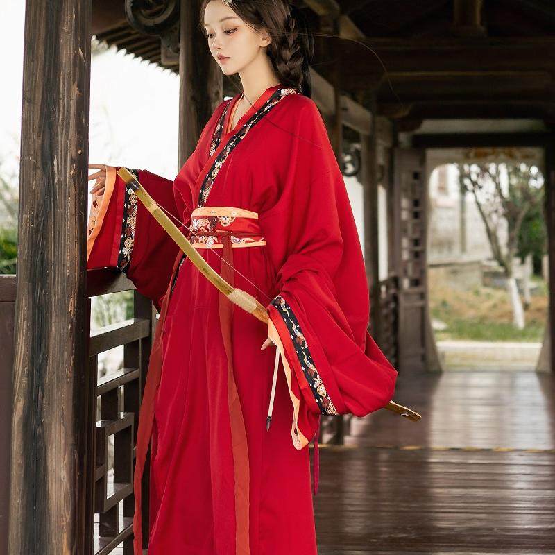 【如歌】2024新款战国袍,红色汉服如何演绎古典美?🔥-汉服连衣裙-淘宝好物网