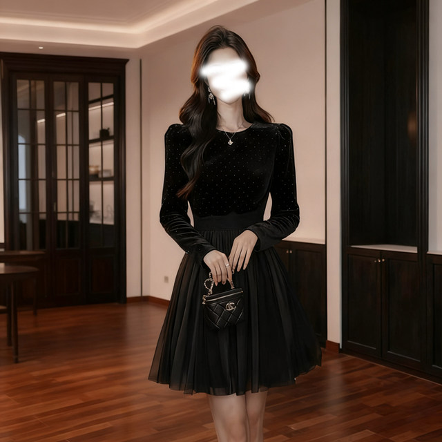 2026 Spring New Style Women's French-Style Waist-Cinching Slimming Round-Neck Long-Sleeved Dress Black Elegant Ladylike Style D4136