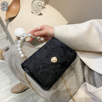 French retro Pearl bag female 2021 New suede chain temperament shoulder bag evening bag portable small square bag