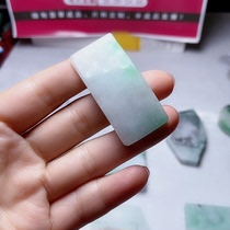 The emerald jewelery is a