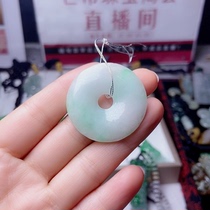 The emerald jewelery is a