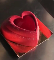 Paris sweet shop Italian Pavoni mousse cake silicone mold Heart-to-heart love silicone mold spot